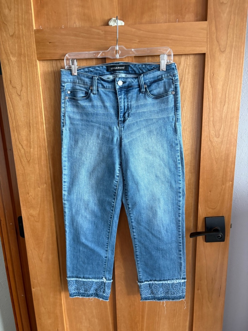 Like new! Liverpool Mid Wash Blue Cropped Jeans